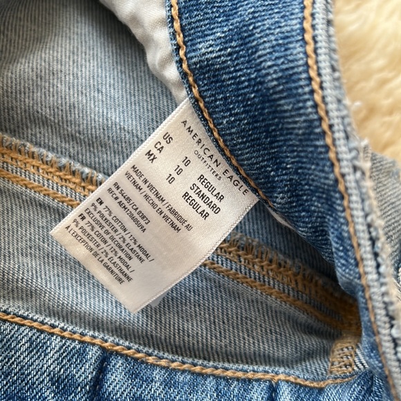 SOLD - American Eagle Distressed Mom Jean - NWOT - Picture 6 of 10
